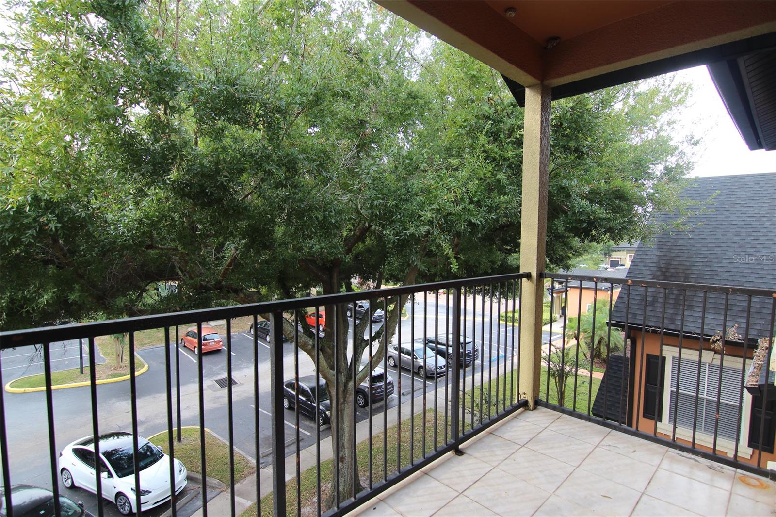 FOUNTAINS/METRO WEST - Residential Lease