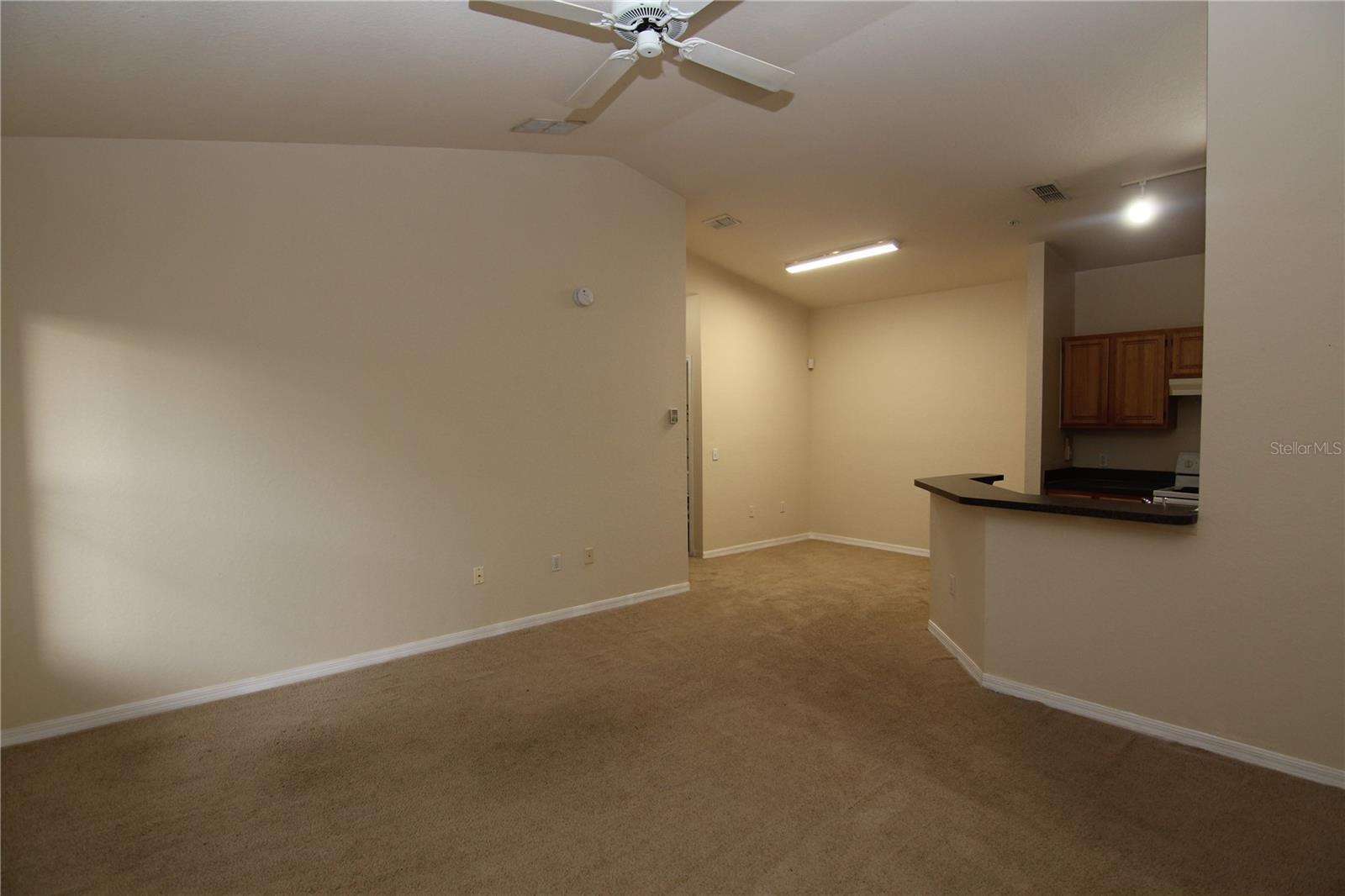 FOUNTAINS/METRO WEST - Residential Lease
