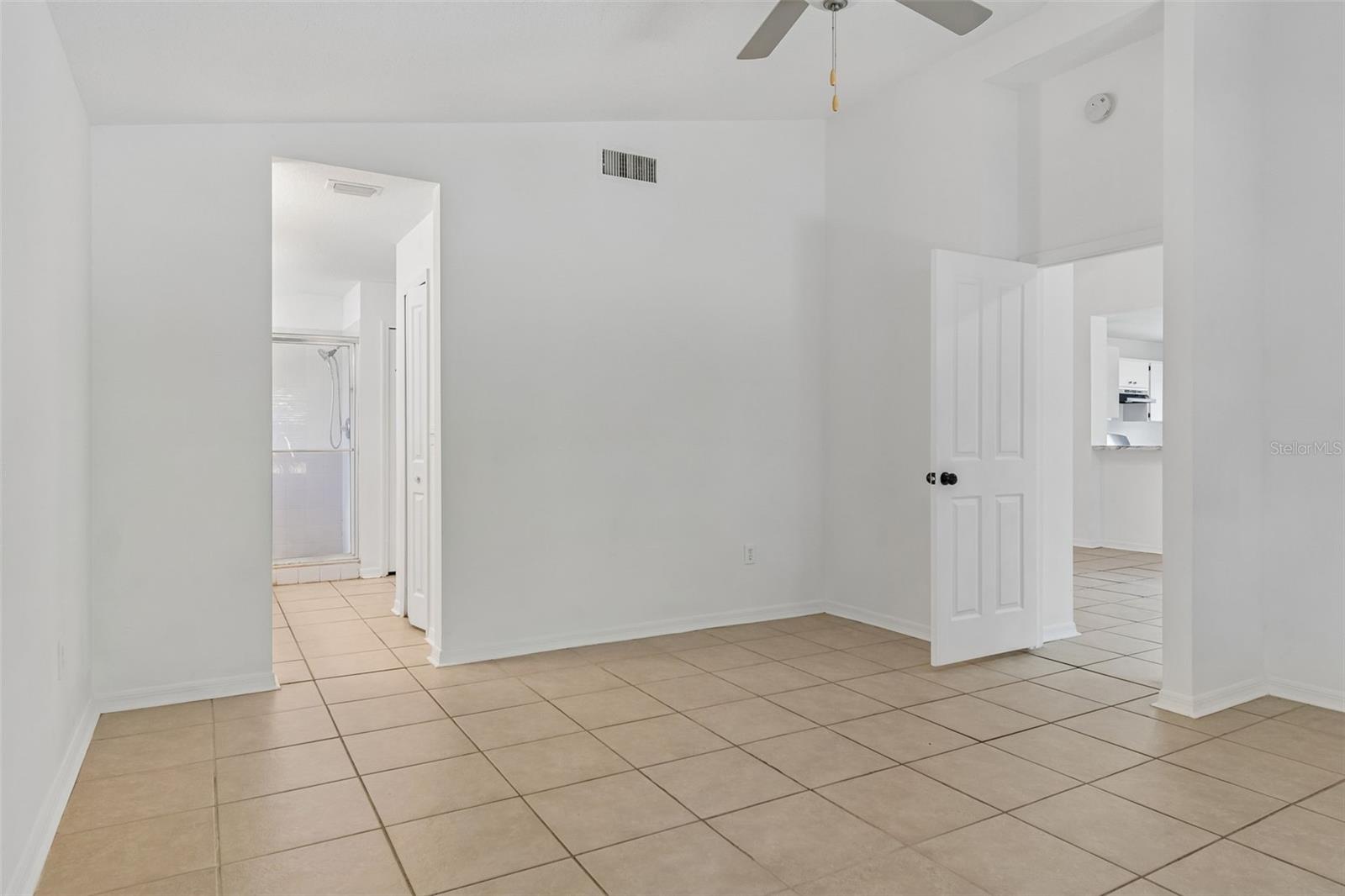 MEADOW POINTE - Residential Lease
