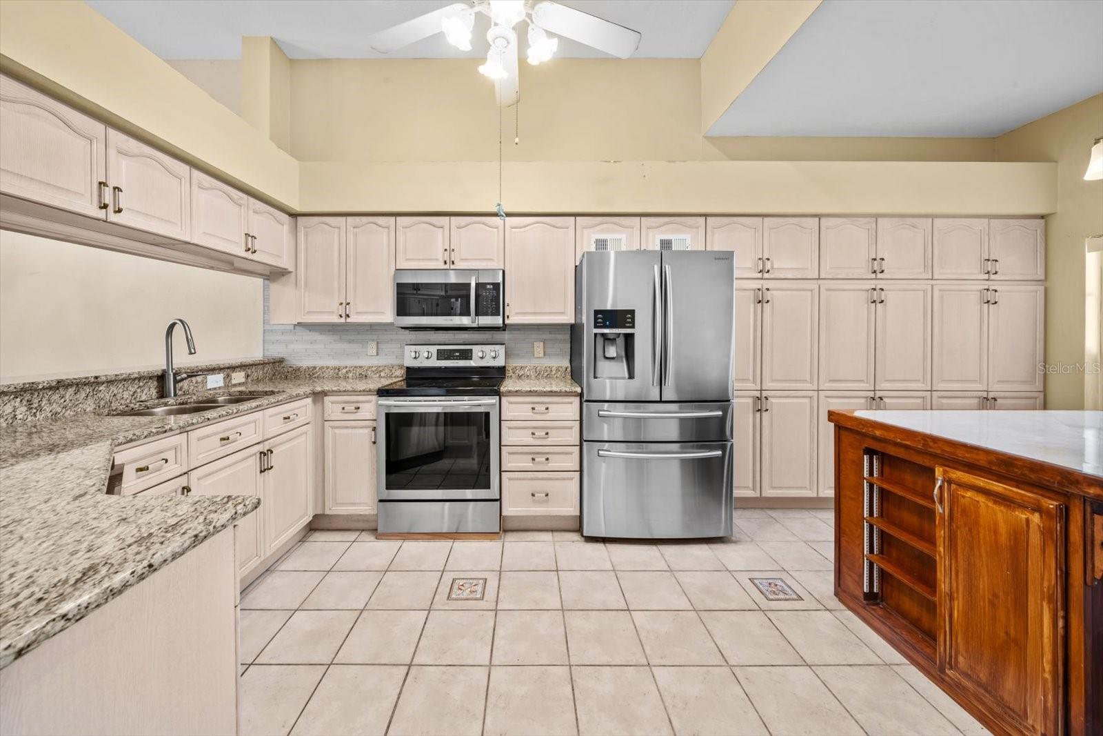 COUNTRYGROVE EAST - Residential