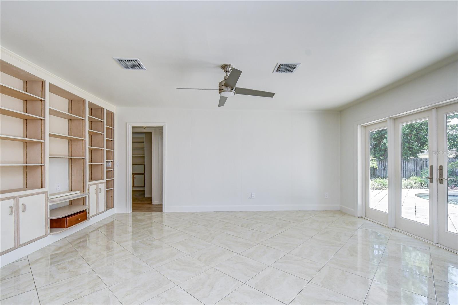 CARROLLWOOD SUB UN 27 - Residential
