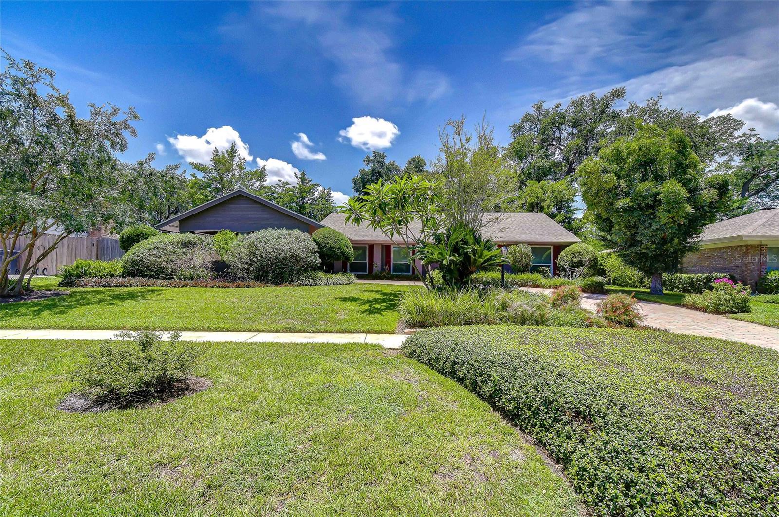 CARROLLWOOD SUB UN 27 - Residential
