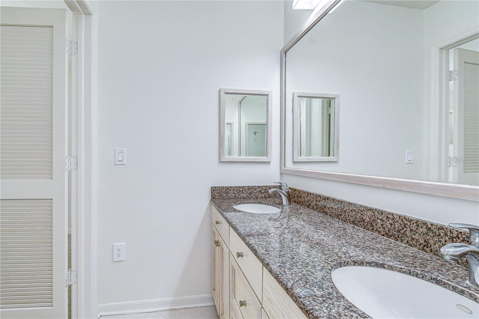 CARROLLWOOD SUB UN 27 - Residential
