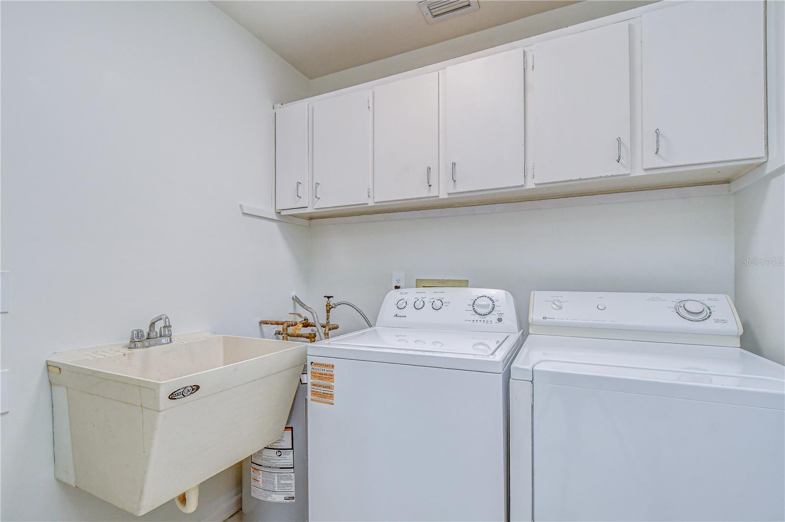 CARROLLWOOD SUB UN 27 - Residential