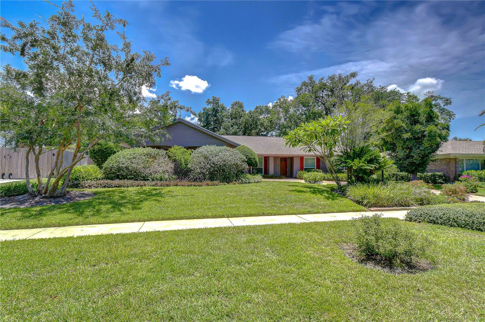 CARROLLWOOD SUB UN 27 - Residential