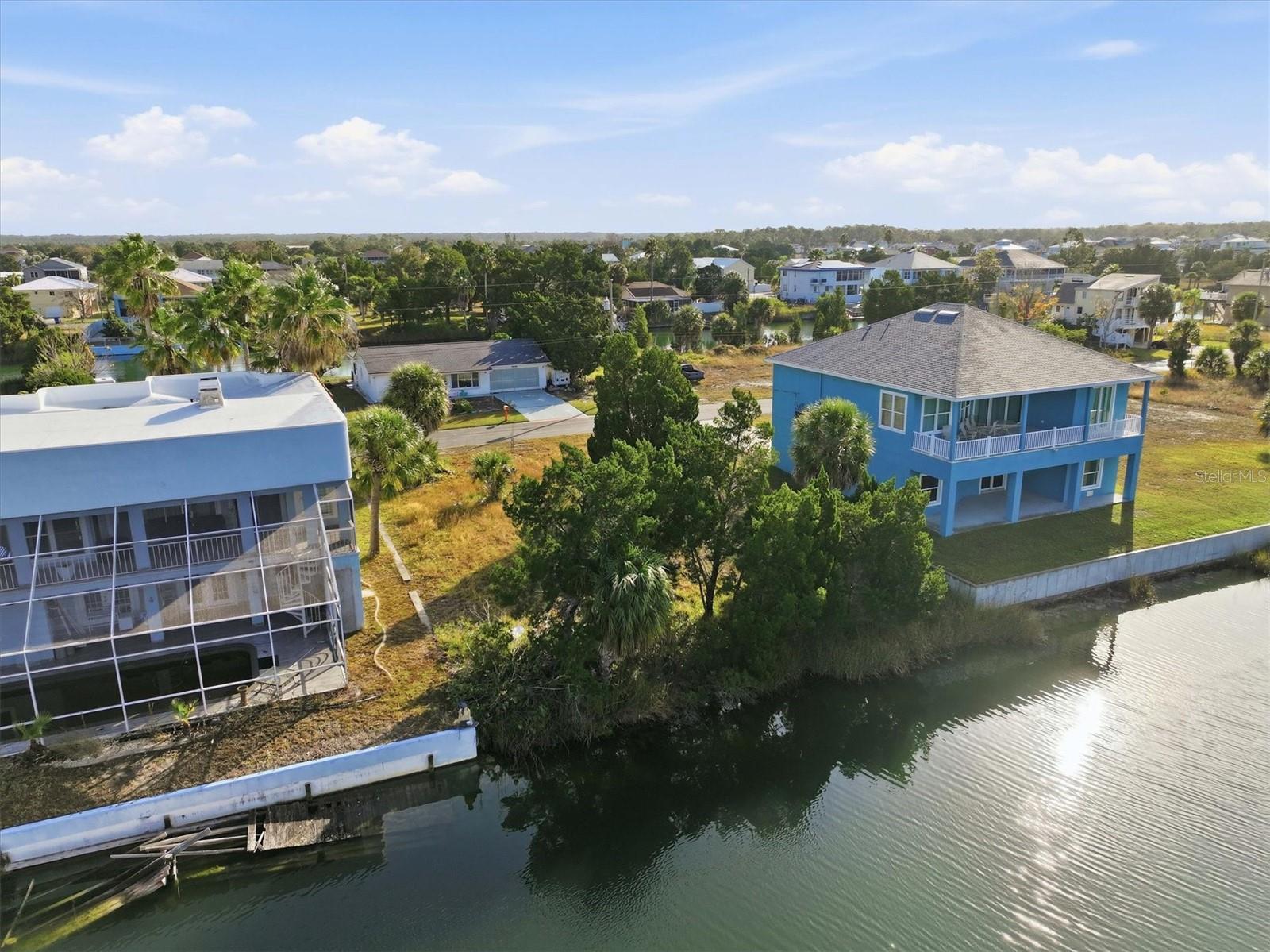 HERNANDO BEACH - Land
