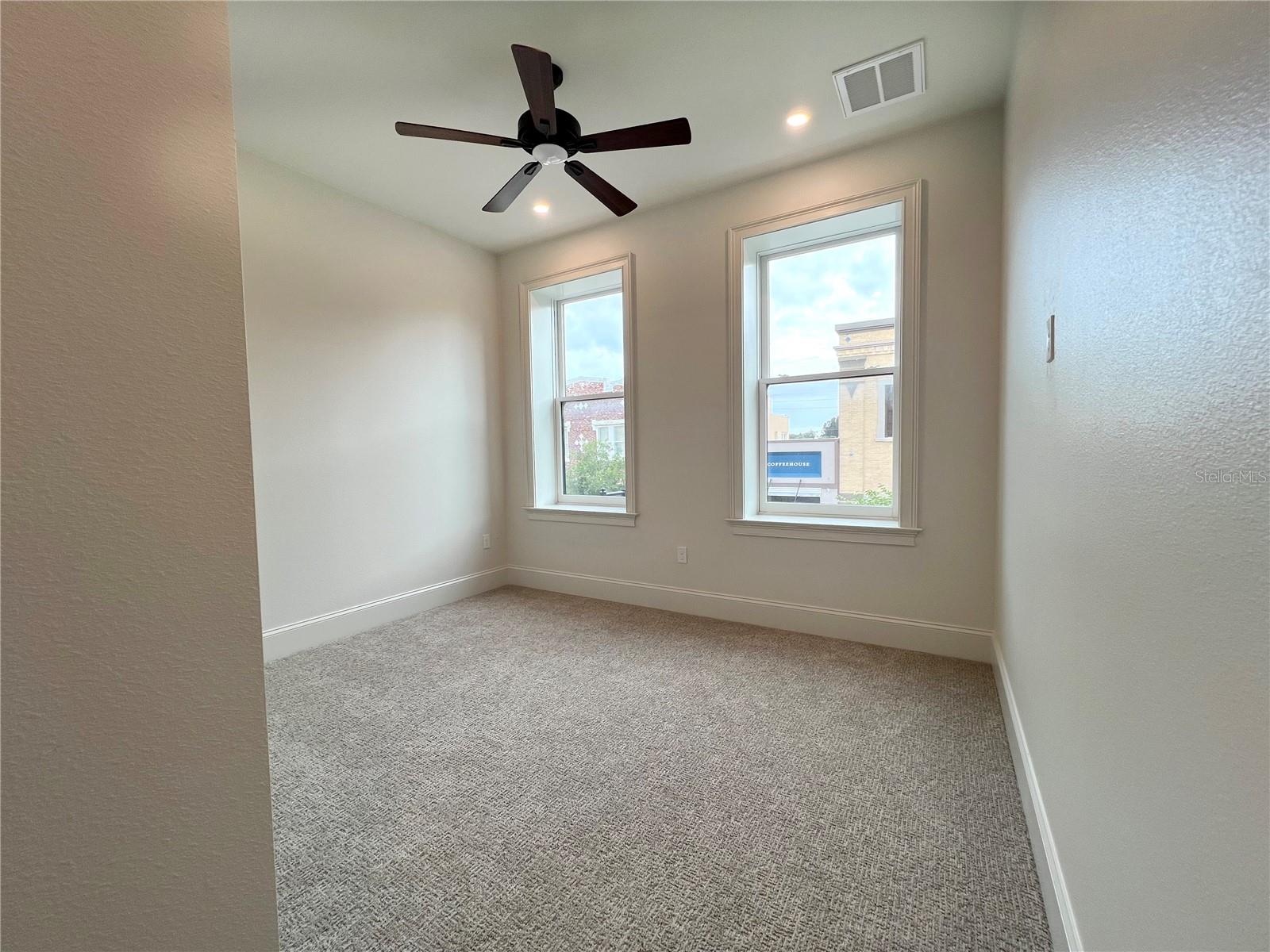 LAKE WALES - Commercial Sale