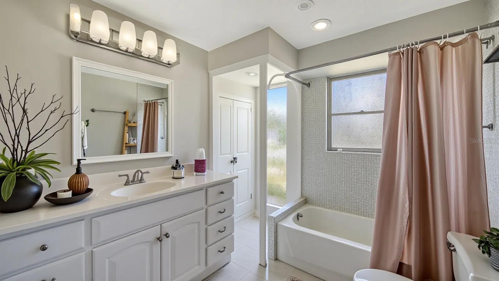 GULF GATE - Residential