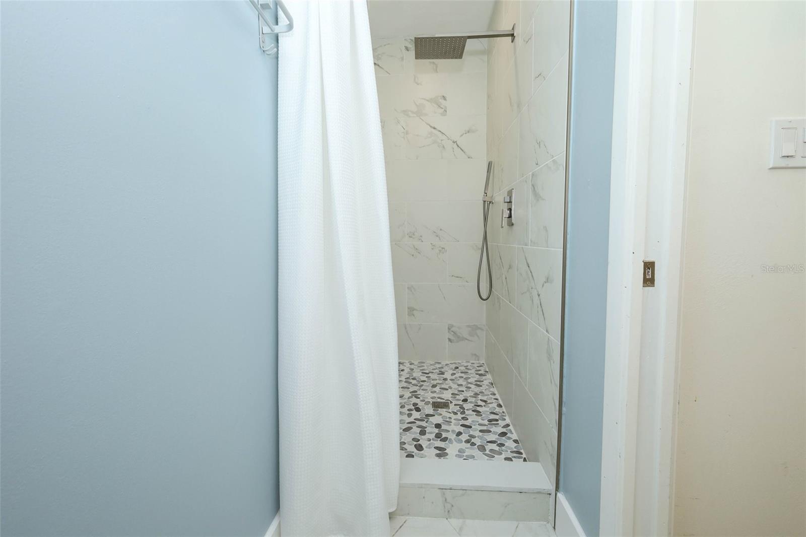 WINTER SPGS UNIT 4 - Residential
