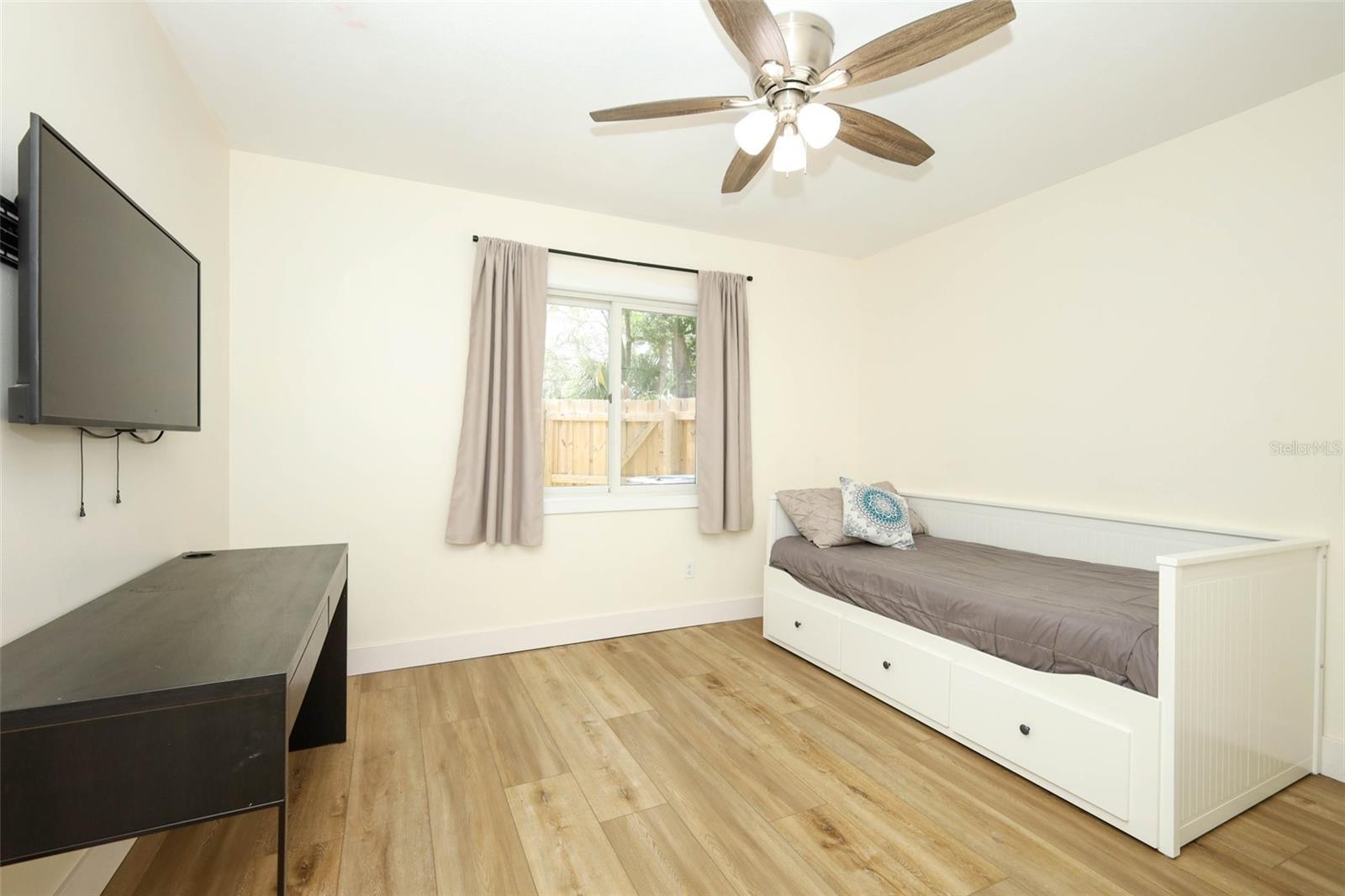 WINTER SPGS UNIT 4 - Residential