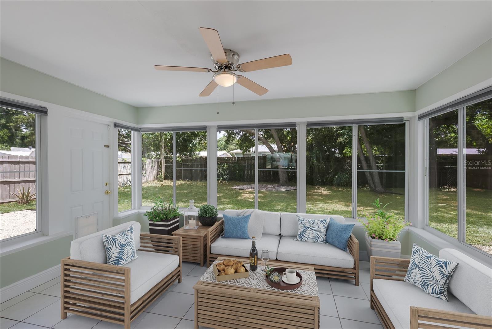BAHAMA HEIGHTS - Residential