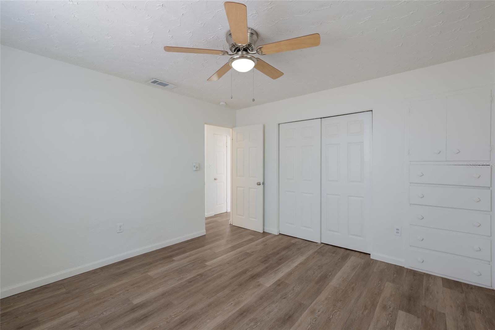BAHAMA HEIGHTS - Residential