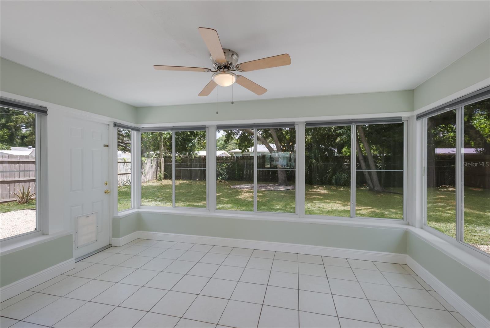 BAHAMA HEIGHTS - Residential