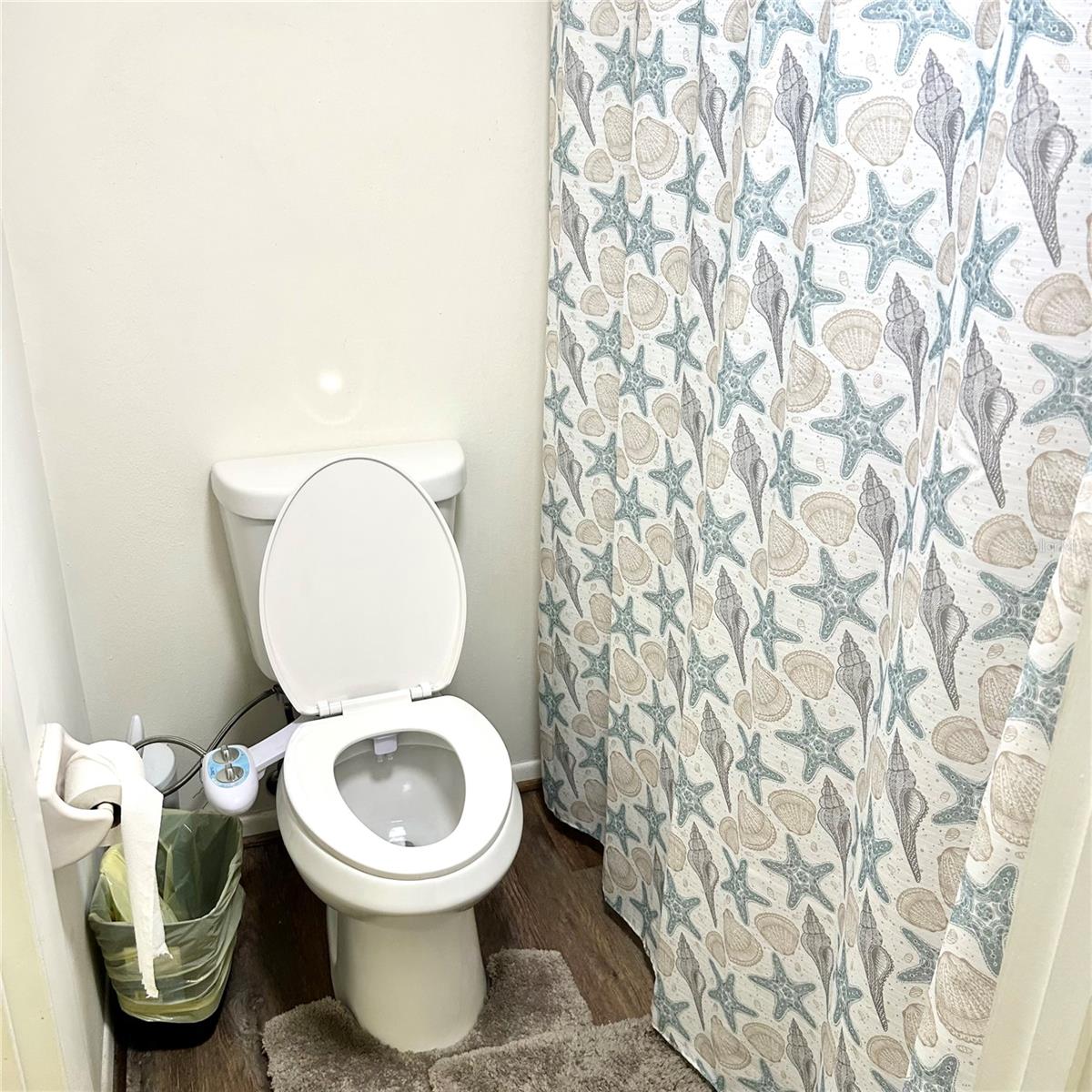 PLACE ONE A CONDO - Residential