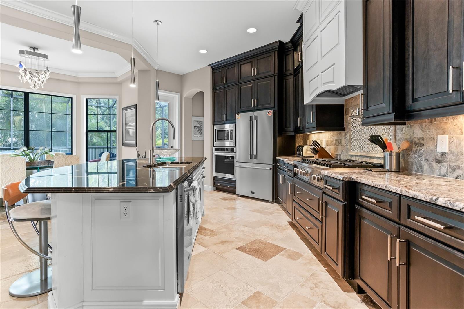 BAY ISLES - Residential