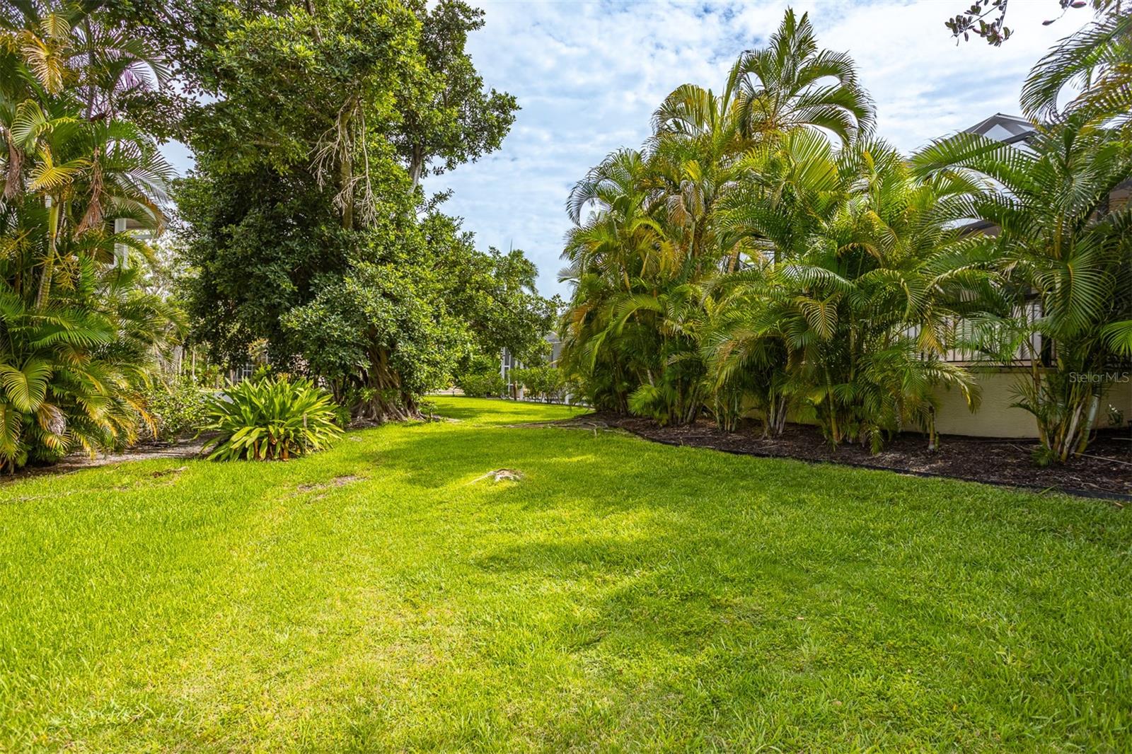 BAY ISLES - Residential