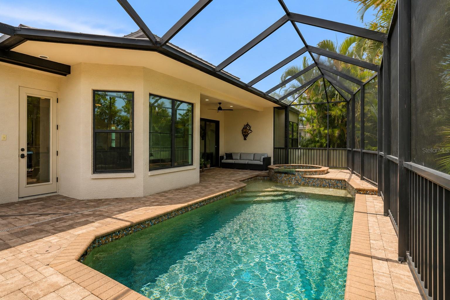 BAY ISLES - Residential