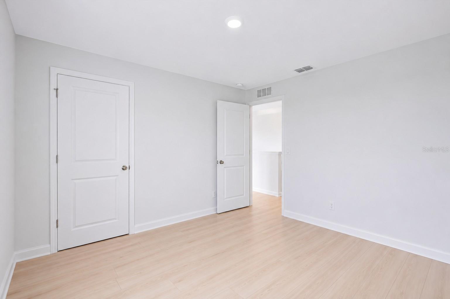 RIVER PARK - Residential