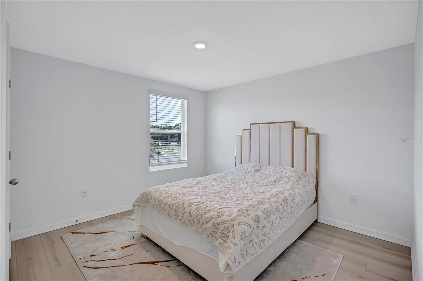 RIVER PARK - Residential