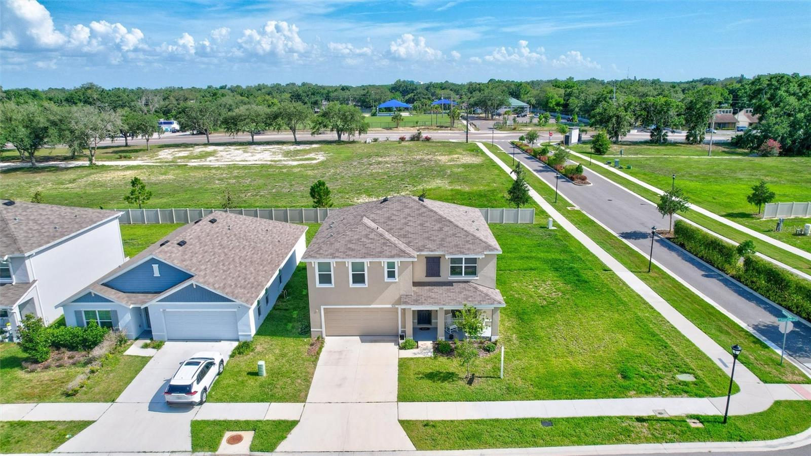 RIVER PARK - Residential