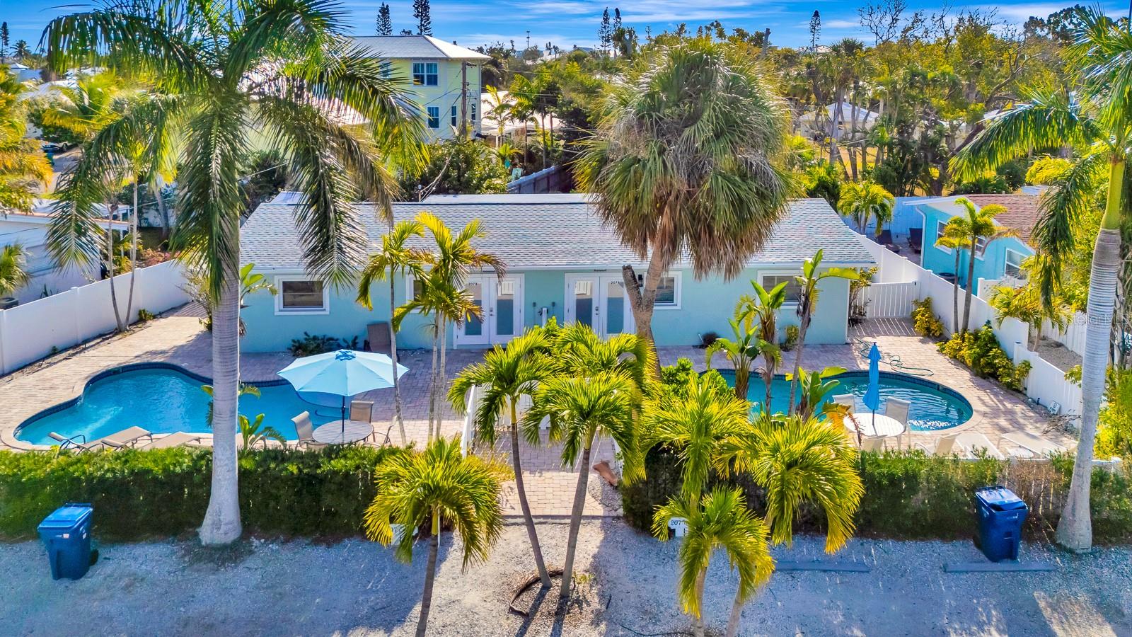 BLUE WAVE VILLA - Residential