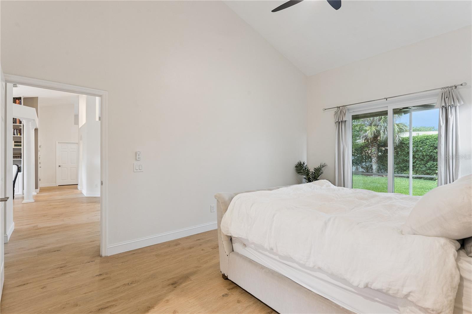 UNIVERSITY ESTATES - Residential