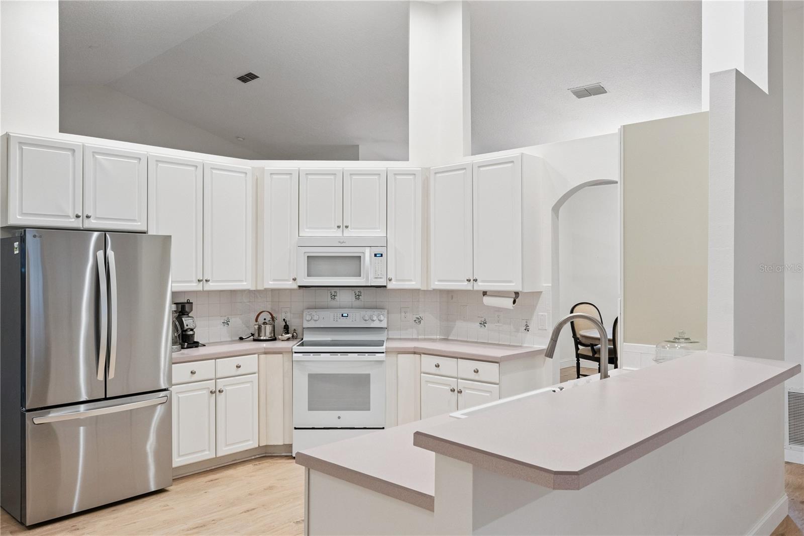 UNIVERSITY ESTATES - Residential