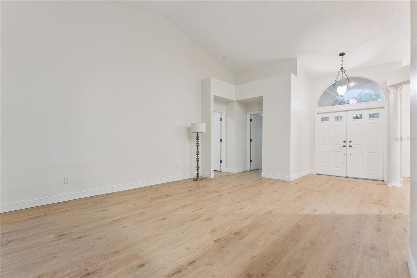 UNIVERSITY ESTATES - Residential