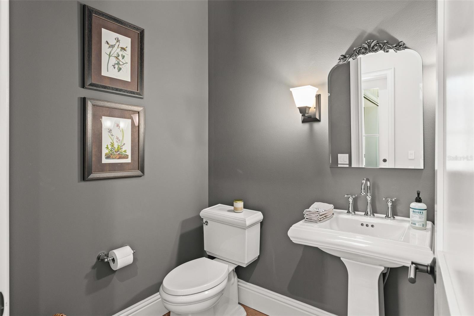 OAKLAND HILLS - Residential