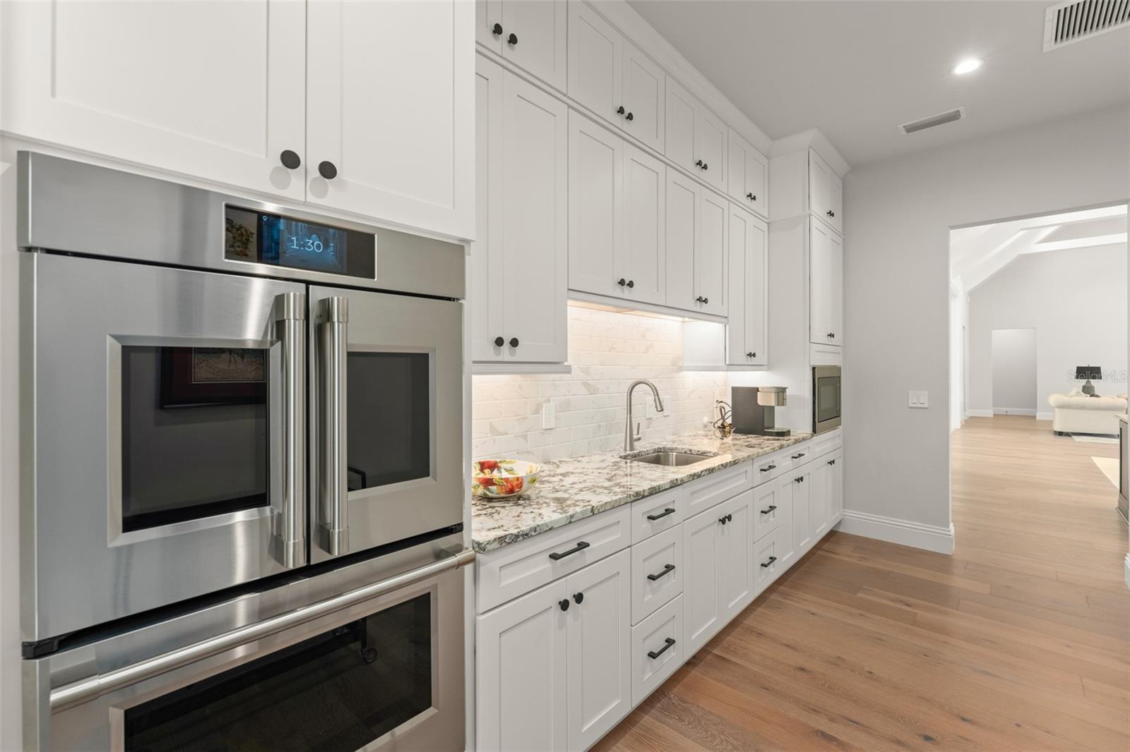 OAKLAND HILLS - Residential