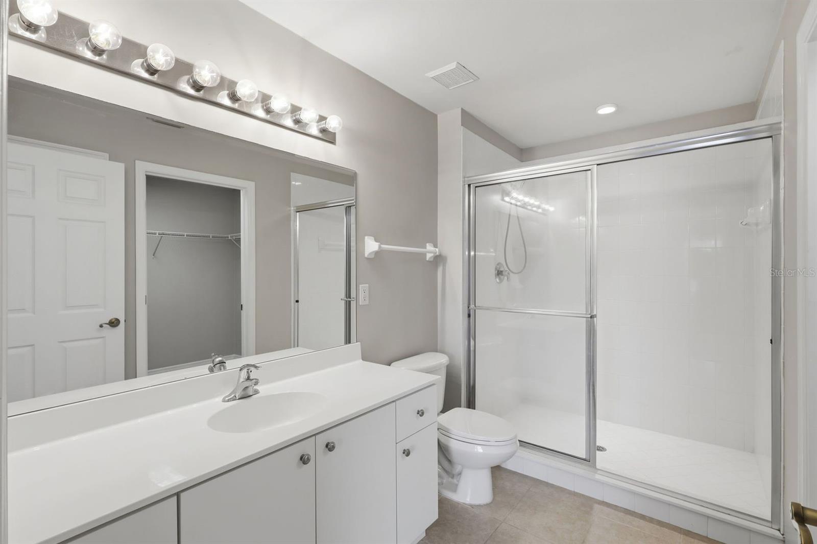 VENETIAN BAY PH 1B UNIT 01 - Residential
