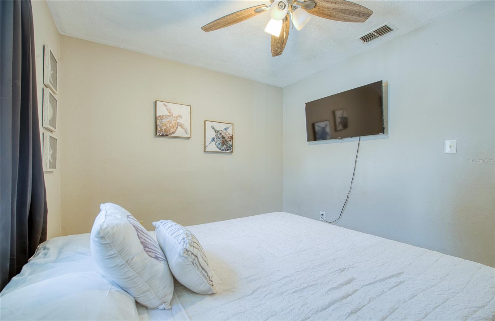 BAY PINES ESTATES - Residential Lease