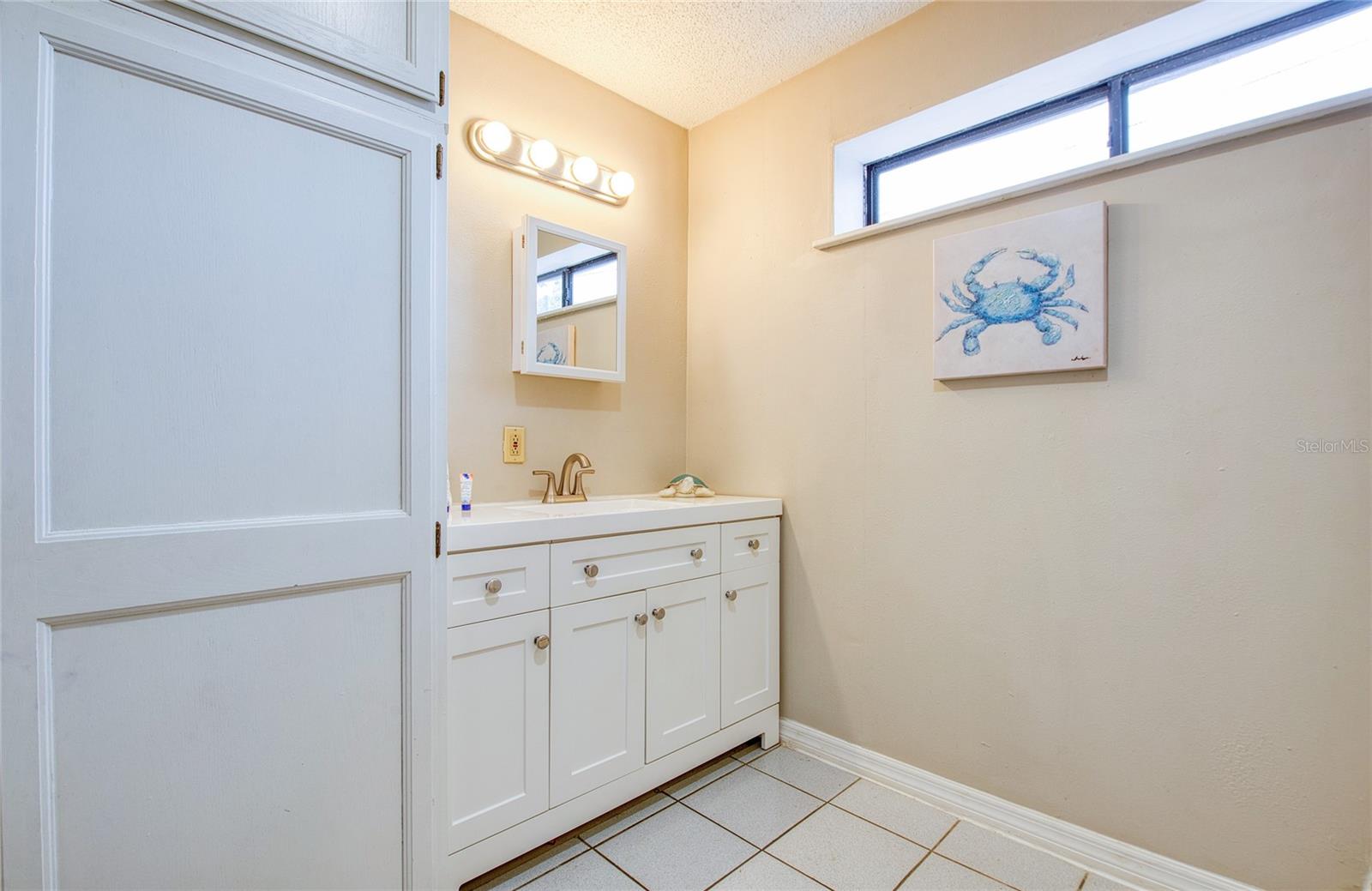 BAY PINES ESTATES - Residential Lease