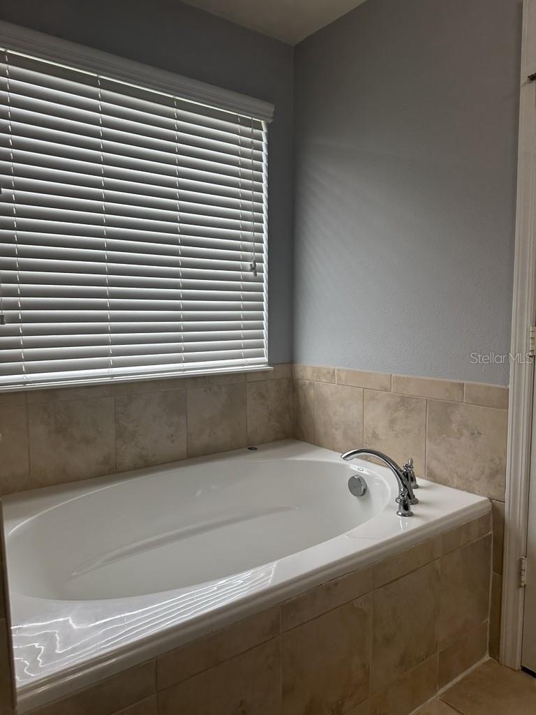 STONEBRIER PH 4C - Residential Lease