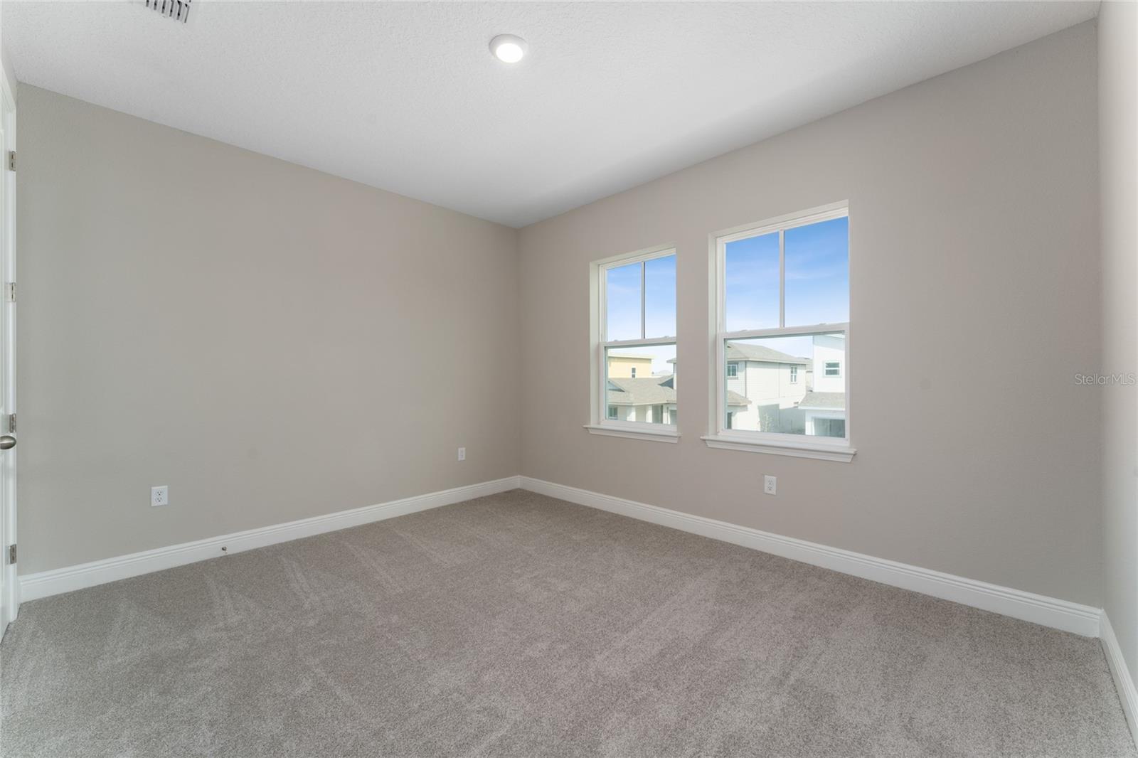LAUREATE PARK PRCL N-3 PH 2 - Residential Lease