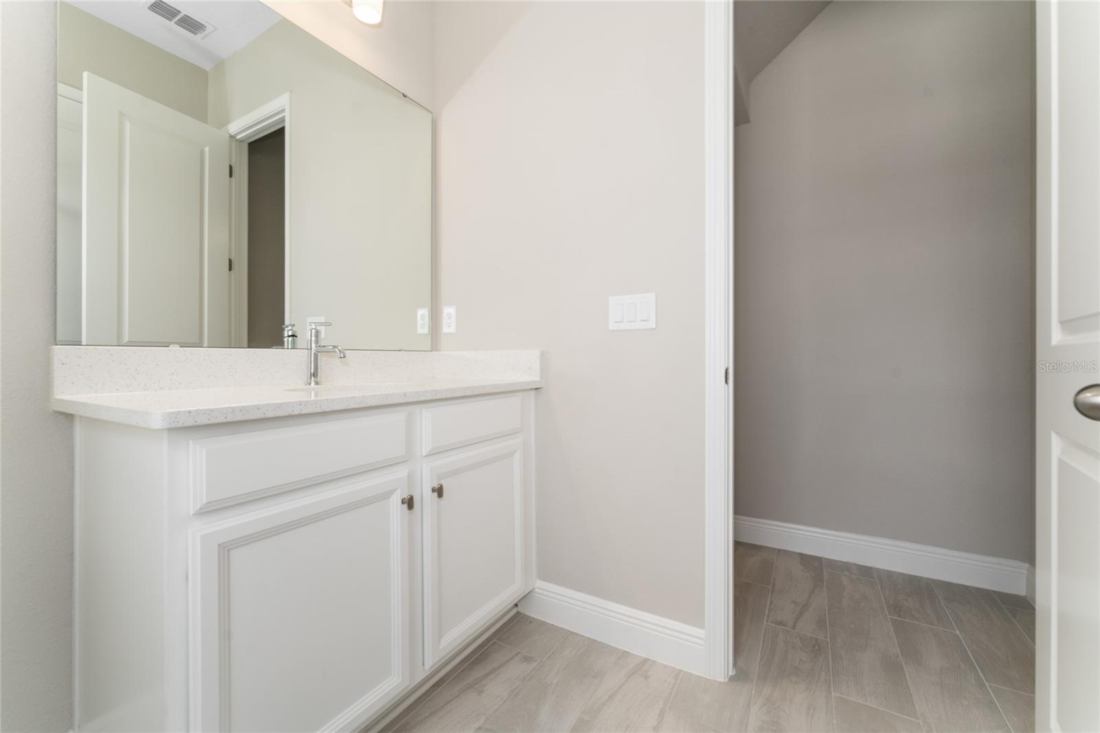 LAUREATE PARK PRCL N-3 PH 2 - Residential Lease
