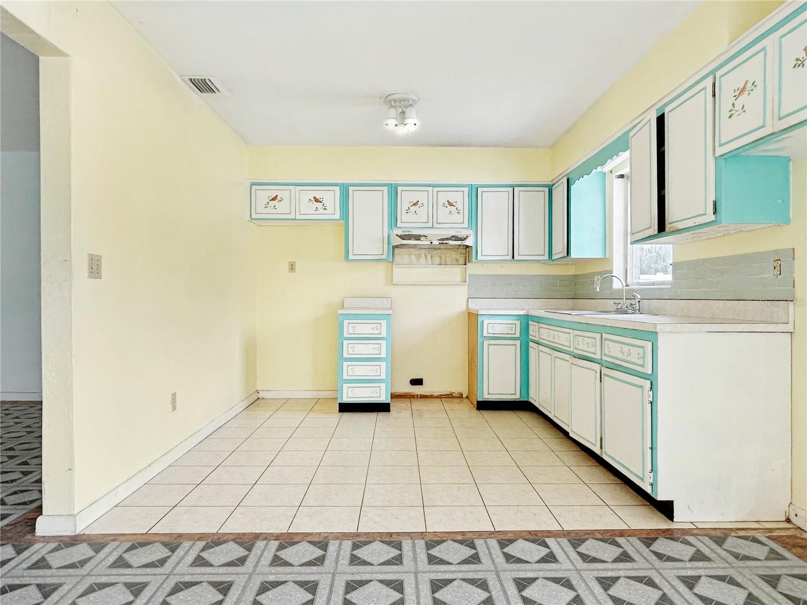 RAINBOW LAKE ESTATES - Residential