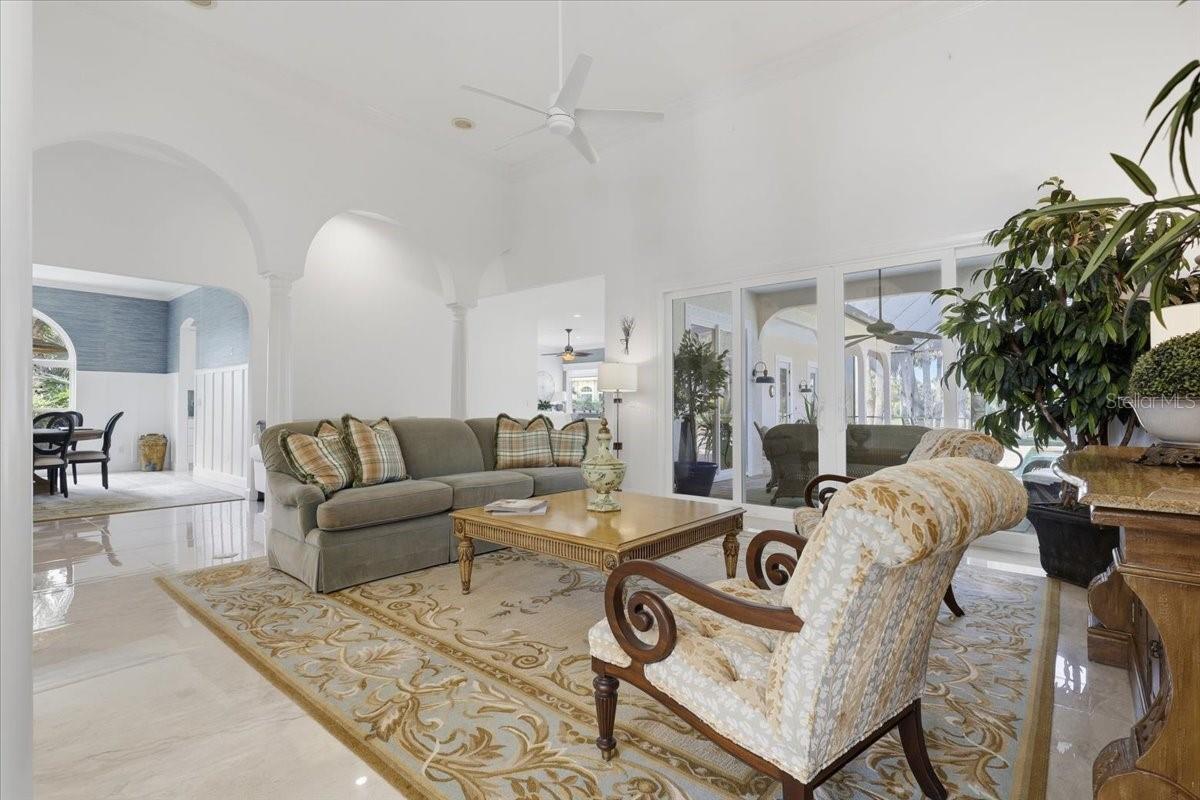 ISLAND ESTATES SUB - Residential