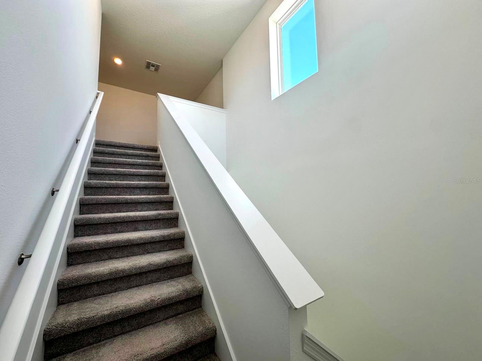 CROSSWINDS 40'S - Residential Lease