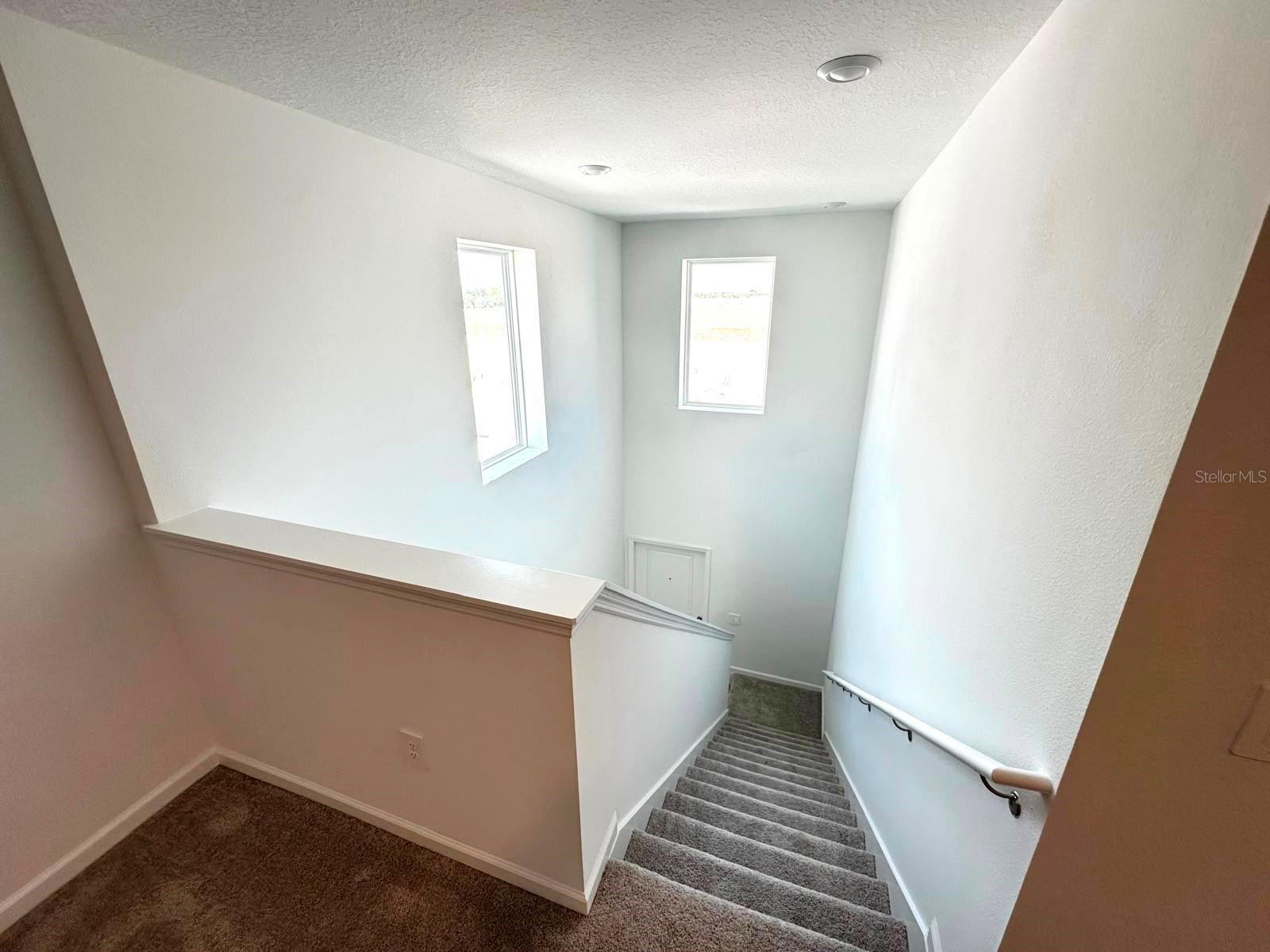 CROSSWINDS 40'S - Residential Lease