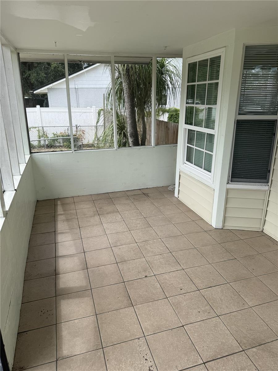 JOSLIN GROVE PARK - Residential Lease