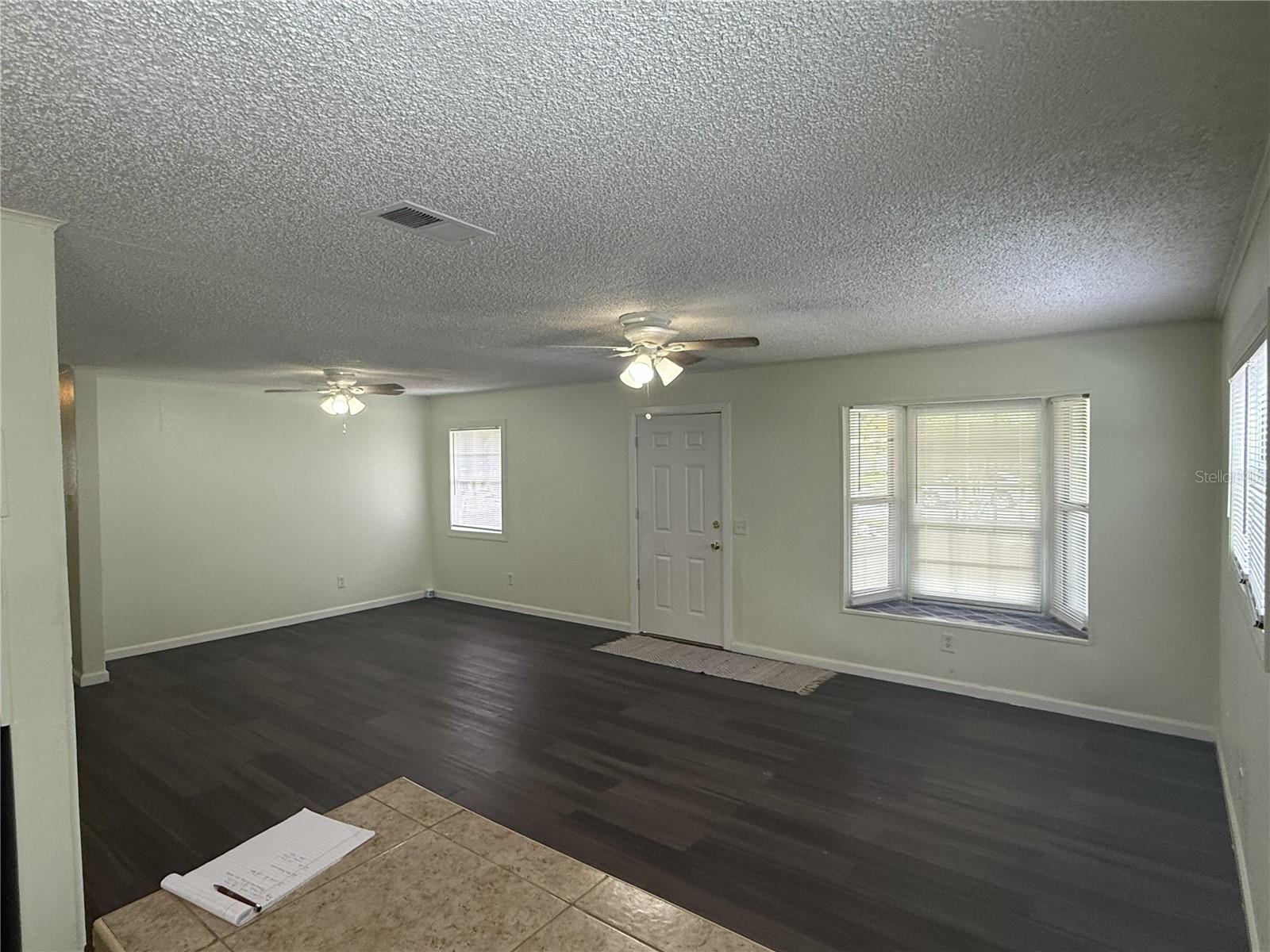 JOSLIN GROVE PARK - Residential Lease
