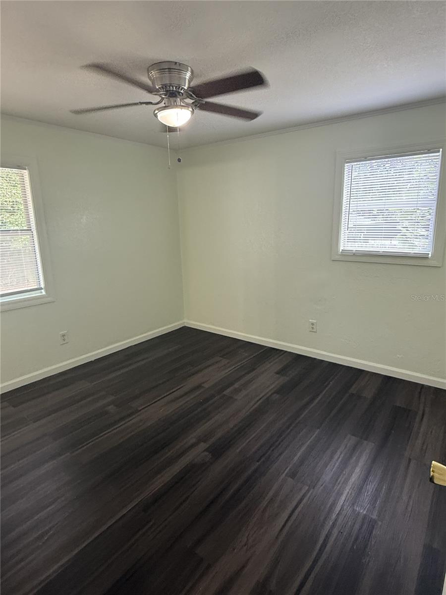 JOSLIN GROVE PARK - Residential Lease