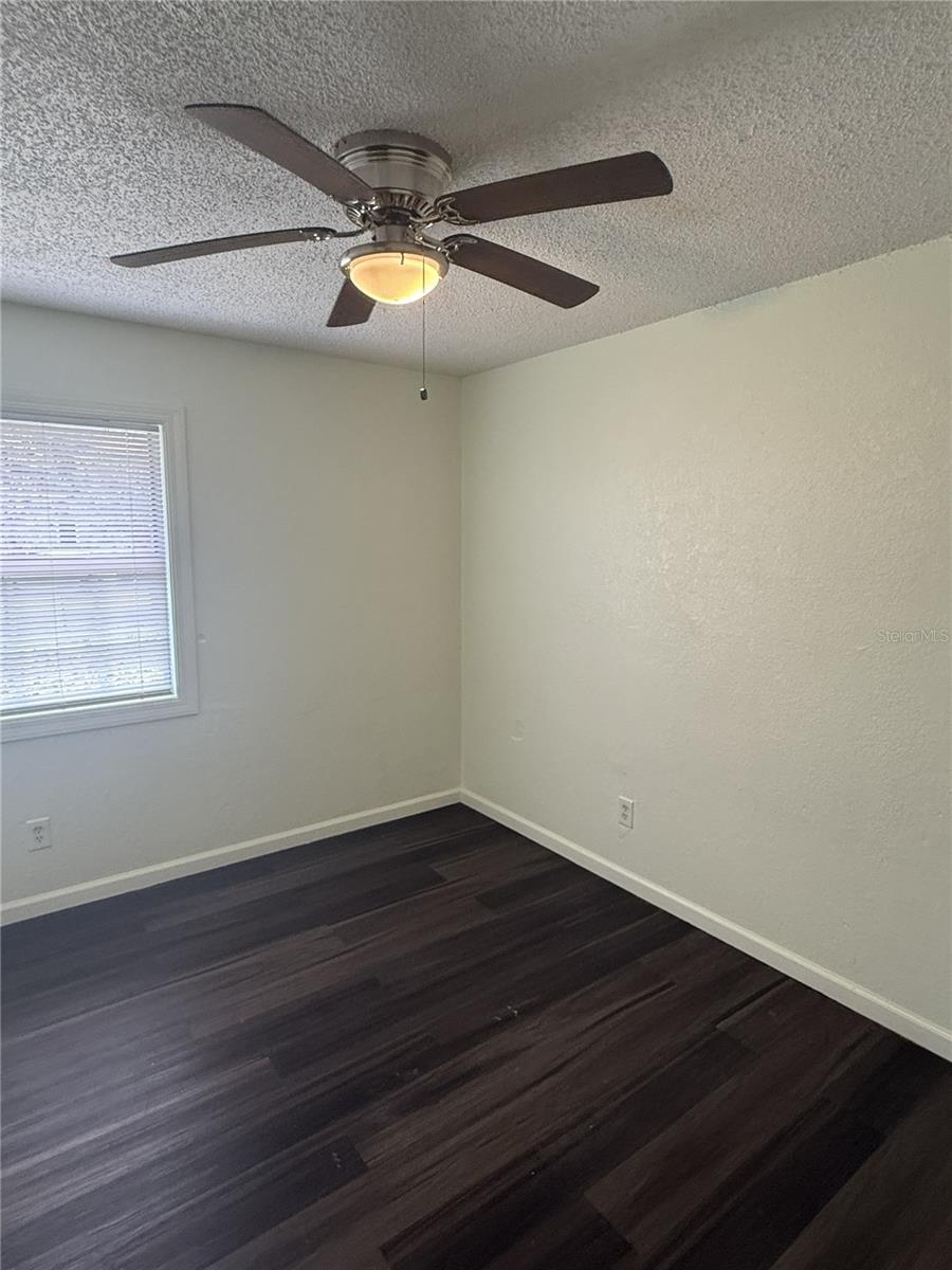 JOSLIN GROVE PARK - Residential Lease
