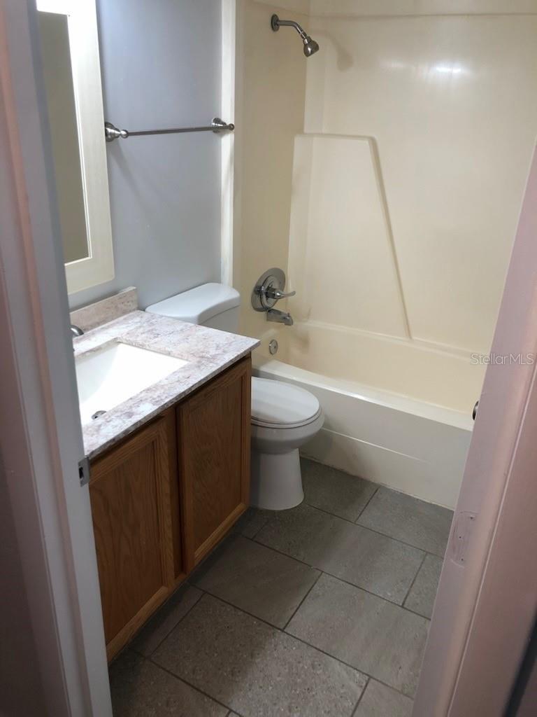OAKS - Residential Lease