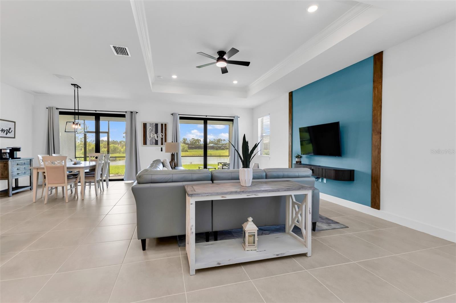 ARBOR OAKS/THE WOODLANDS - Residential