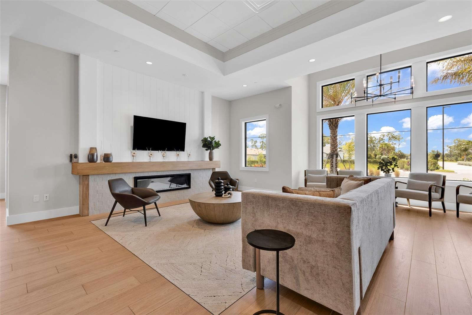 ARBOR OAKS/THE WOODLANDS - Residential