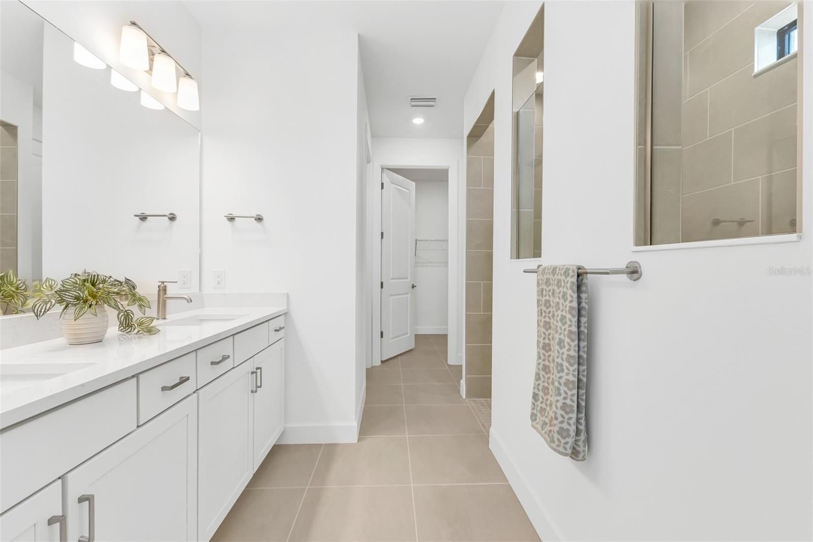 ARBOR OAKS/THE WOODLANDS - Residential
