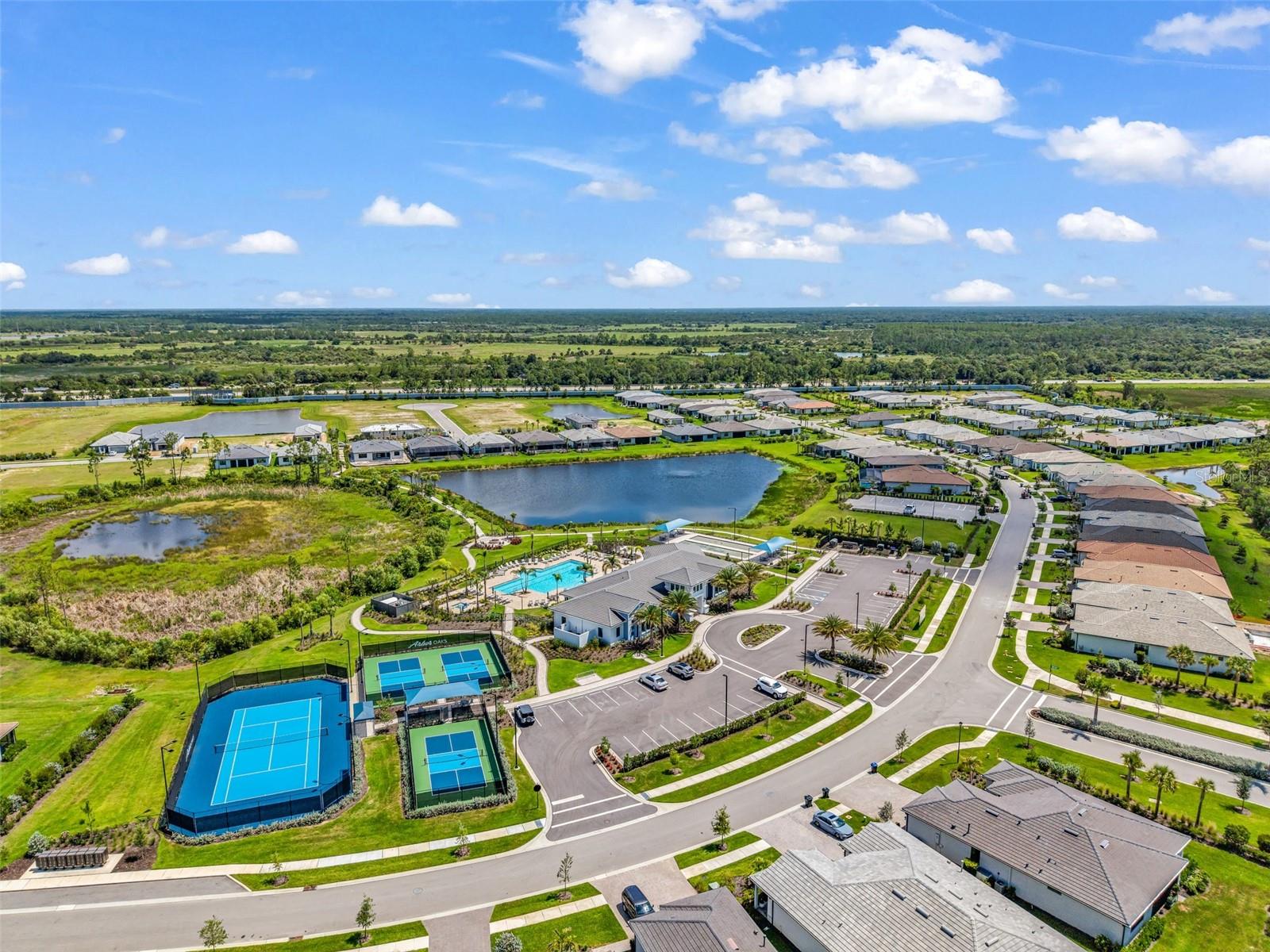 ARBOR OAKS/THE WOODLANDS - Residential