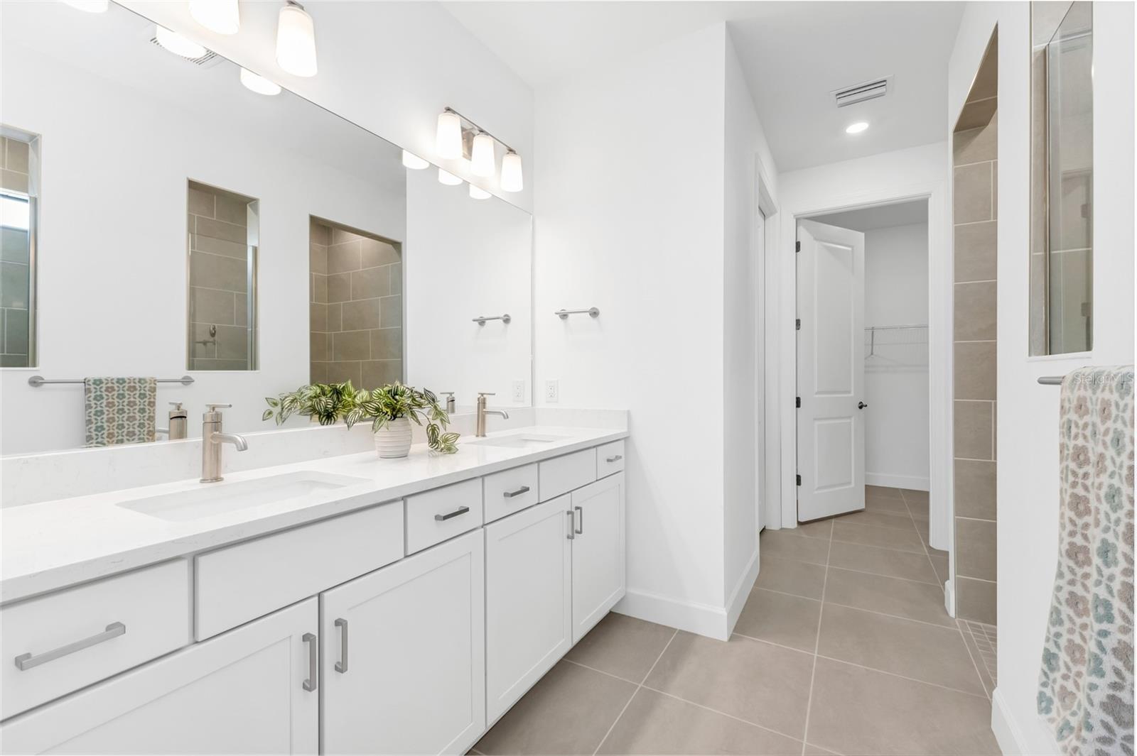 ARBOR OAKS/THE WOODLANDS - Residential